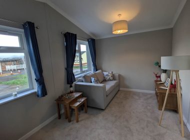 Omar Westbury on Westover Park - Lounge