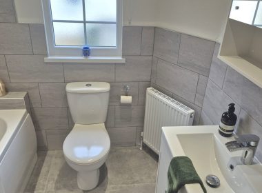 Park Home on Beechfield Park West Sussex - Bathroom
