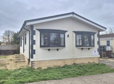 Park Home on Beechfield Park West Sussex - Exterior