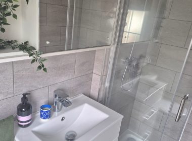 Park Home on Beechfield Park West Sussex - Shower Room view 2
