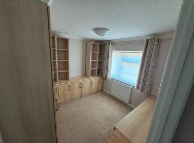 Pre-loved 45x20 Omar Regency Bedroom..