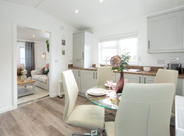 Tingdene Cosgrove in Willow Park Kitchen and Dining Area