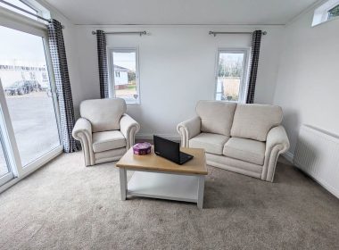 Tingdene Cosgrove in Willow Park Lounge View 2