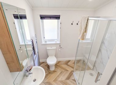 Willerby New Forest on Saltmarshe Park Herefordshire - Shower Room